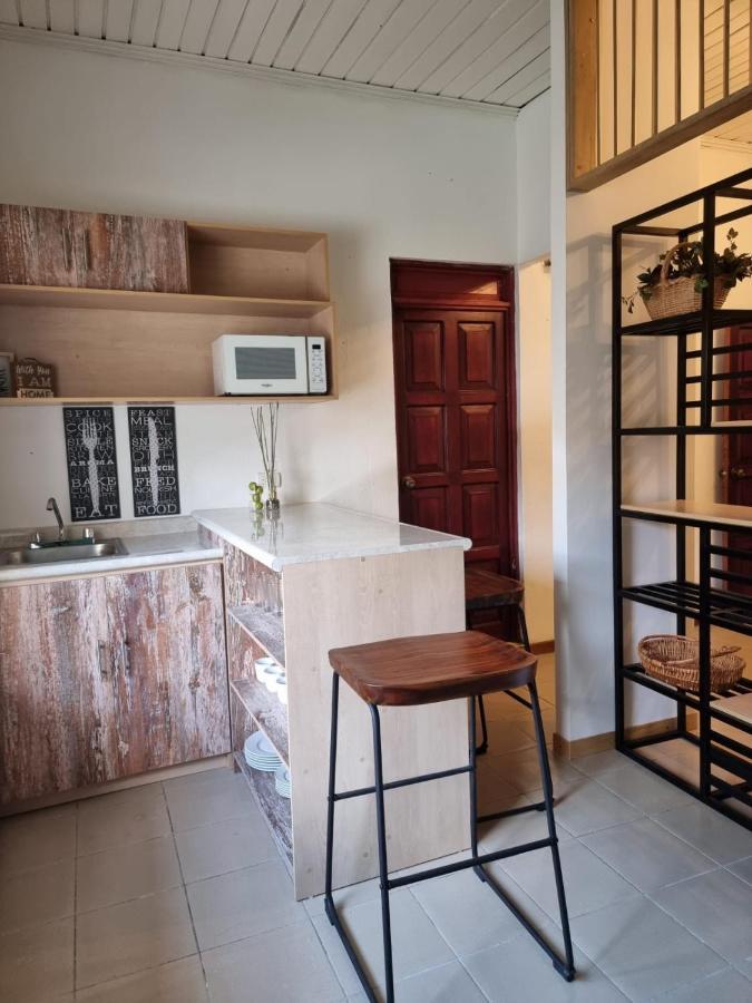 Hotel Villa Margarita Флорес Экстерьер фото