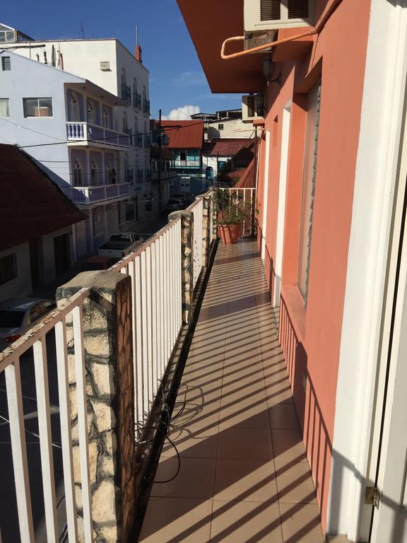 Hotel Villa Margarita Флорес Экстерьер фото